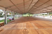 drveni pod s aluminijskom podnicom za najam