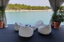 KAUČ AIRBALL ZA NAJAM